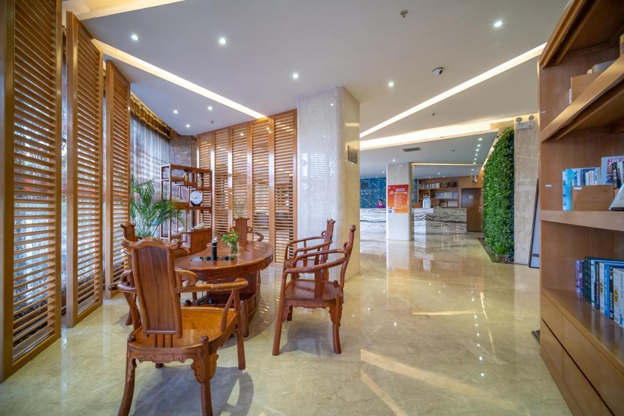 Relteem Hotel Чжуншань Экстерьер фото
