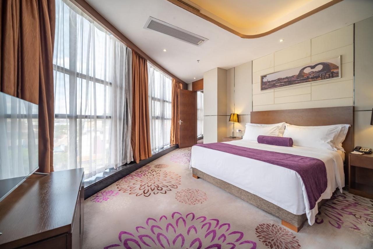 Relteem Hotel Чжуншань Экстерьер фото