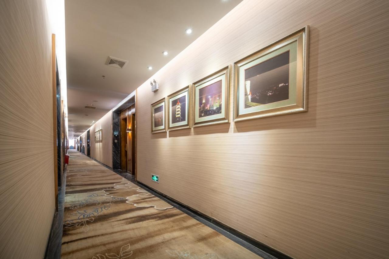 Relteem Hotel Чжуншань Экстерьер фото