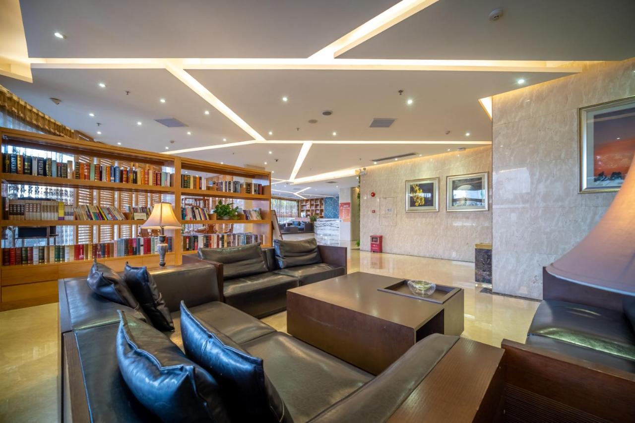 Relteem Hotel Чжуншань Экстерьер фото