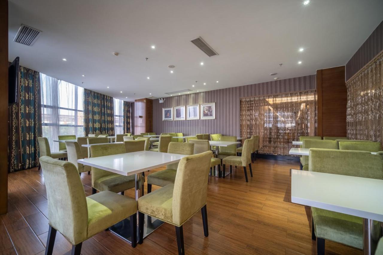 Relteem Hotel Чжуншань Экстерьер фото
